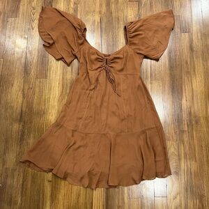 LIKE NEW A&F Flowy Fluttersleeve Mini Dress